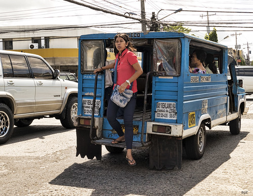 Right Place ? by Beegee49, on Flickr